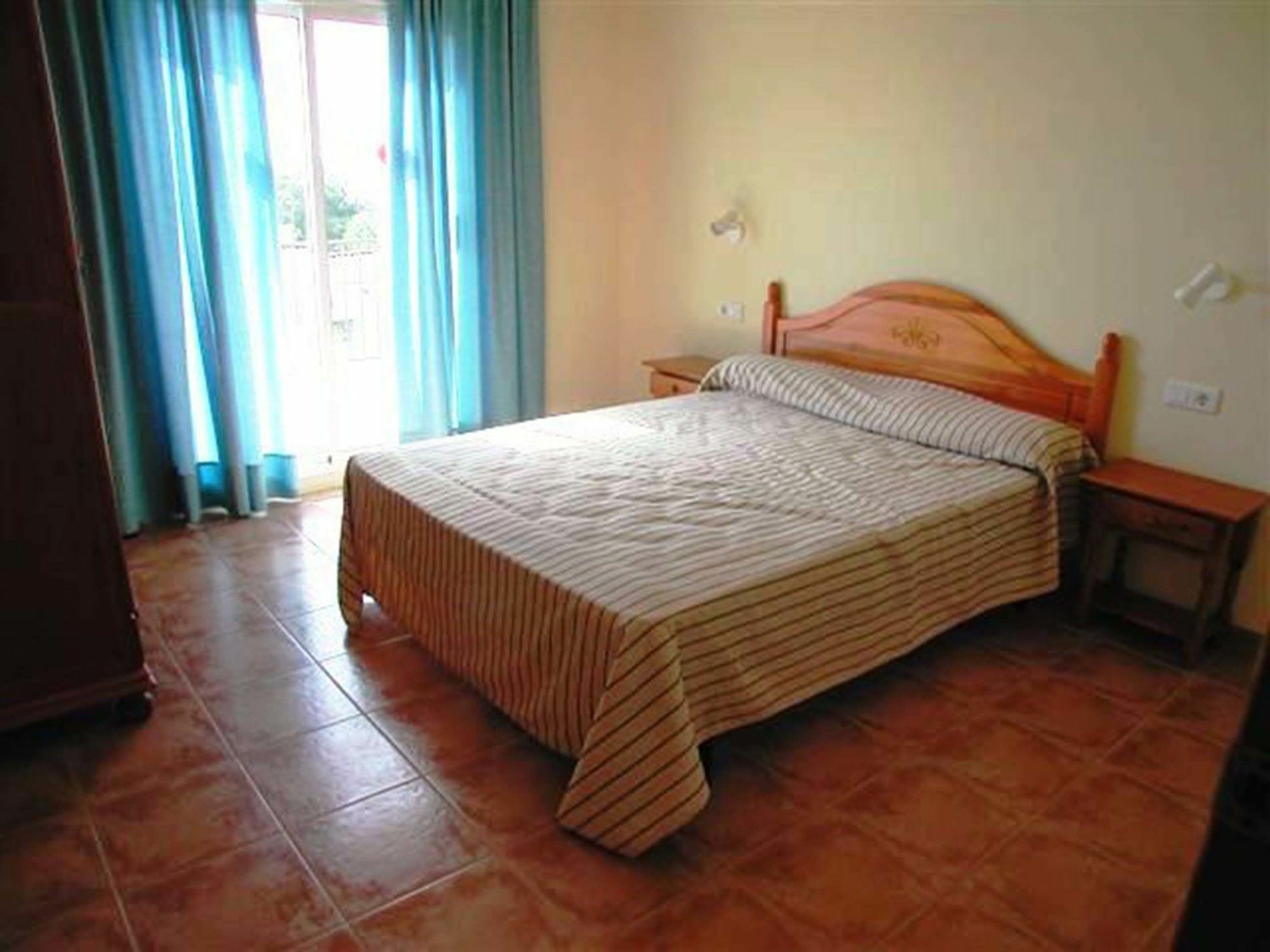 Rvhotels Apartamentos Torre Vella L'Estartit Ngoại thất bức ảnh